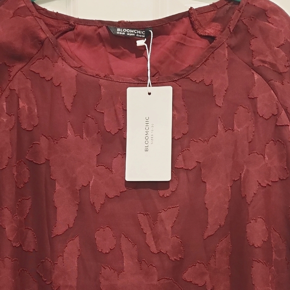 NEW Burgundy Floral Print Ruffle Tiered Flutter Sleeve Mesh Blouse 2x - Picture 5 of 6